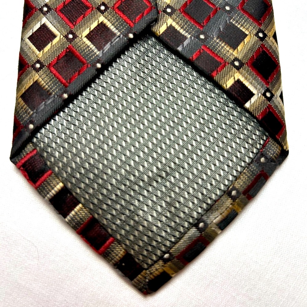 Geometric Tie - Picture 4 of 9